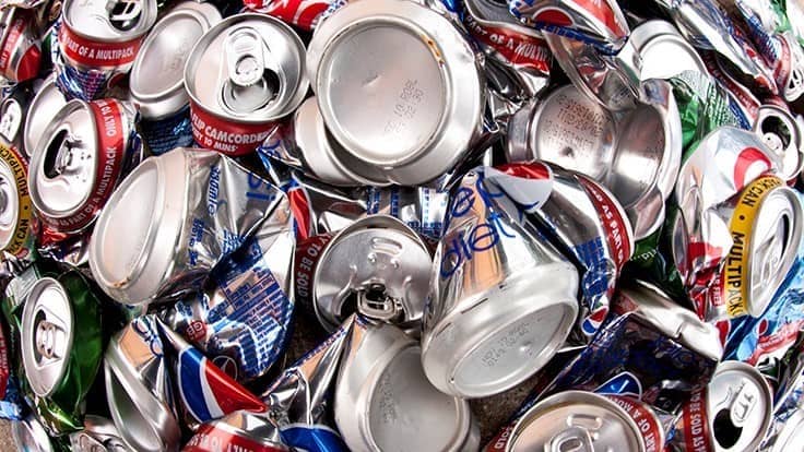 dreamstimexxl17724009 - aluminum cans